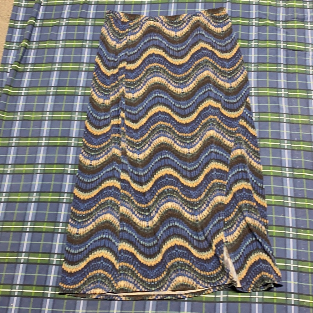 Bobeau Maxi Skirt Size 1X Blues browns and Black ECU